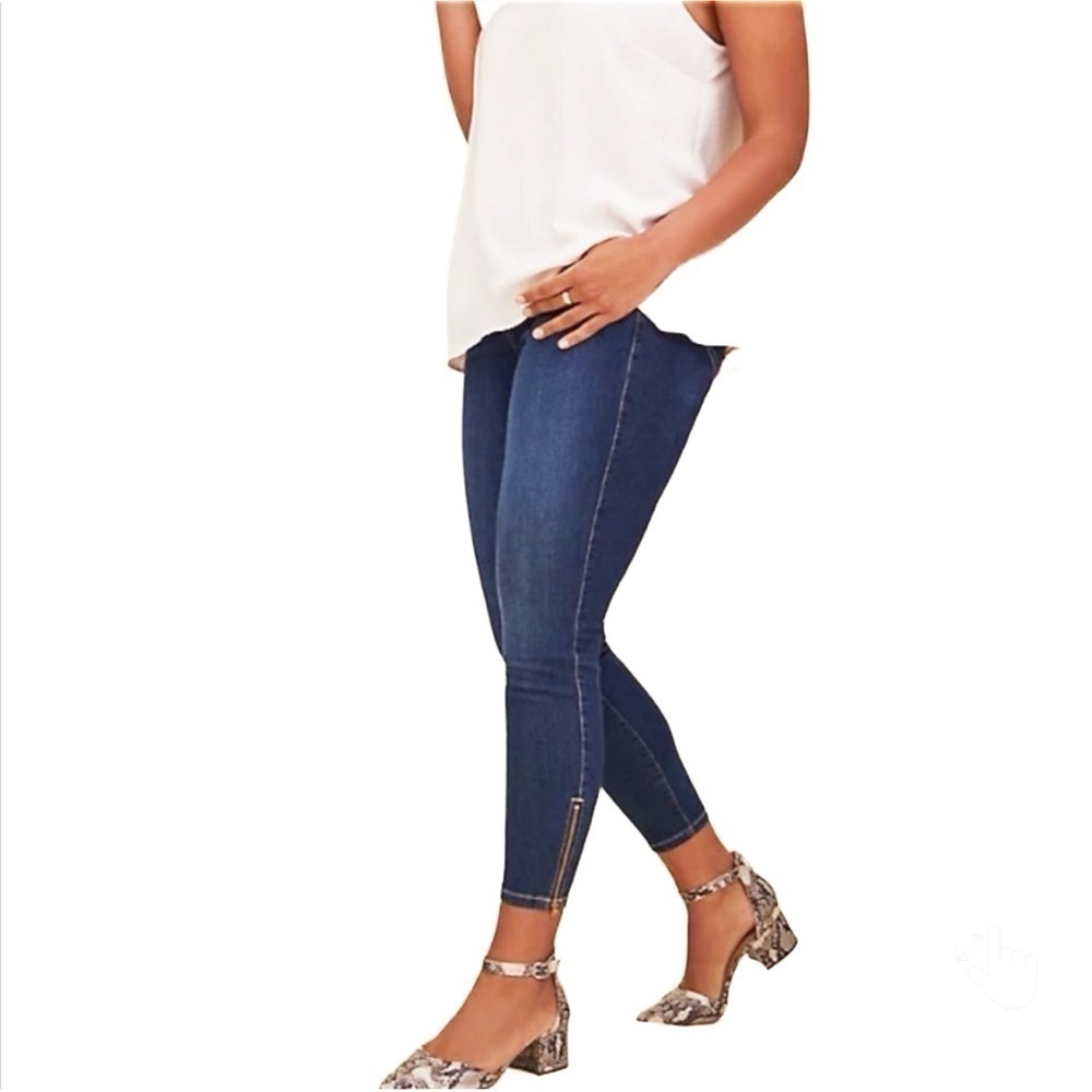 Torrid High Rise Jegging Cropped Zipper Ankle Capri Dark Wash Jeans